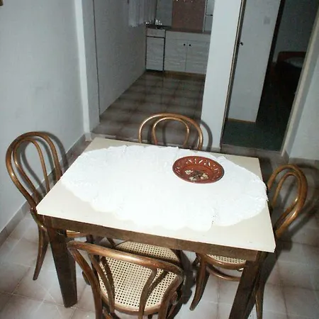 815c Apartamento Tisno